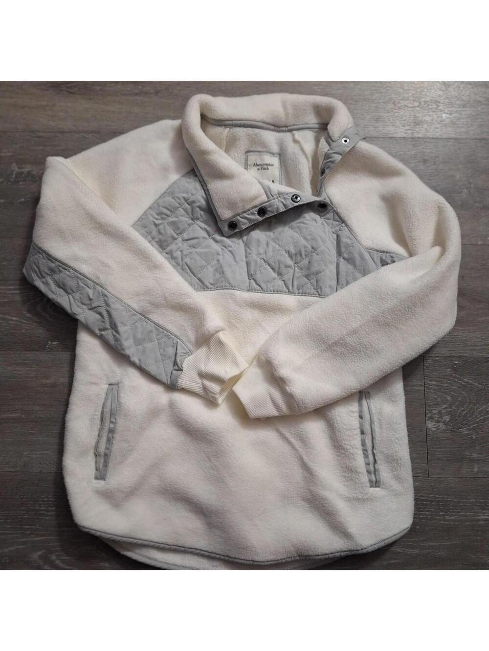 Abercrombie Women's Asymmetrical Quarter Snap Fleece White Gray Pullover Preppy